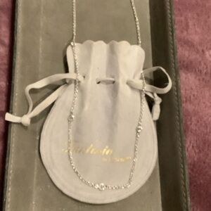 Elegant Silver Necklace with Crystal Details